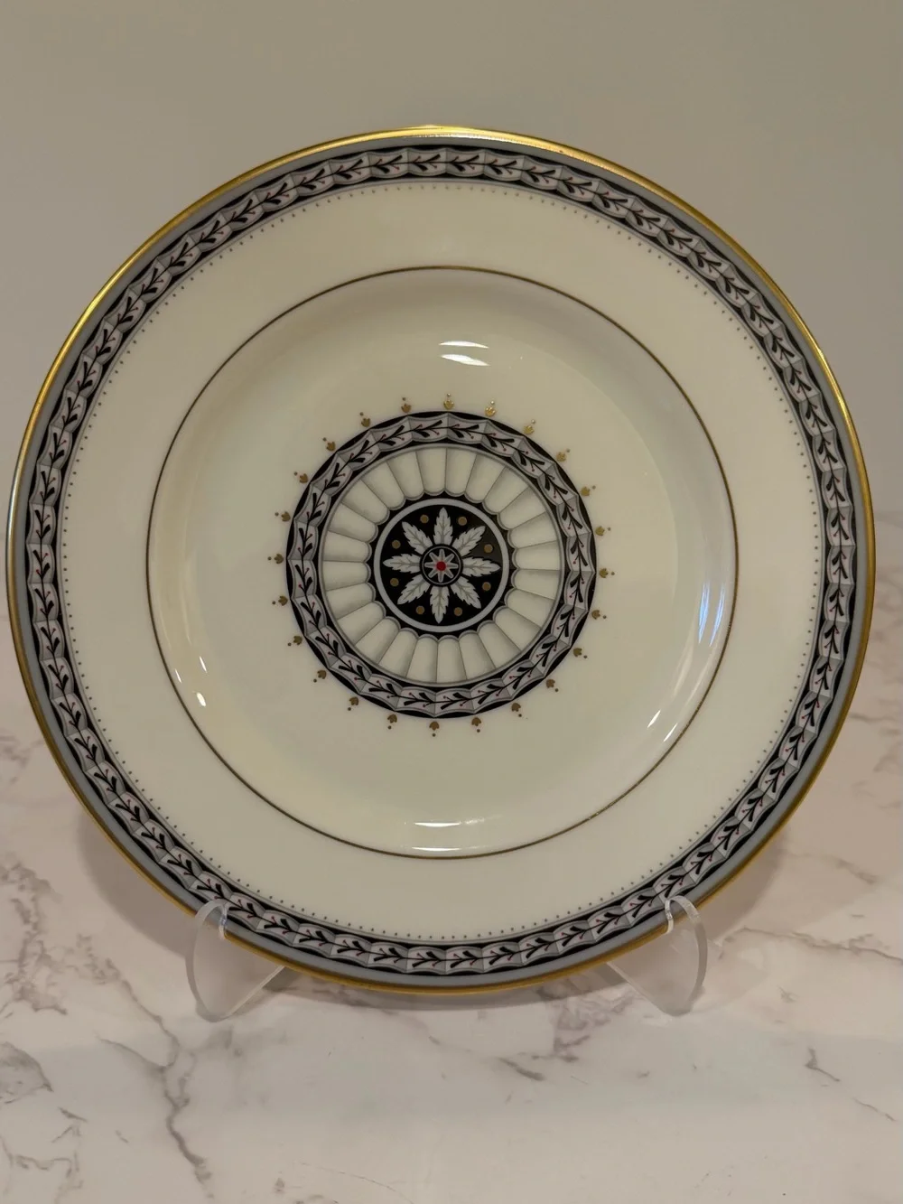 Lenox Laurenwood Place Ambassador Collection Salad Plate 8” Gold Trim USA